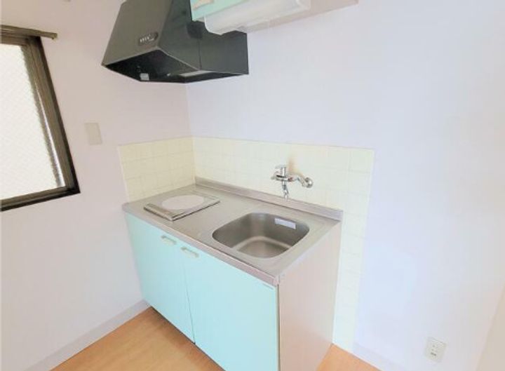 ガレリア中新町のキッチン