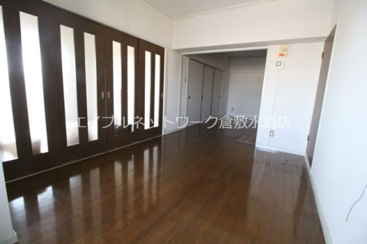 吉備ハイコーポ403の居間