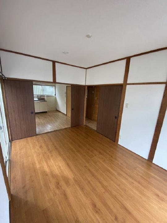 西江住宅2の内装