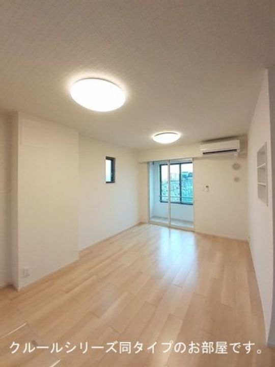 JADA House滝宮Aの居間