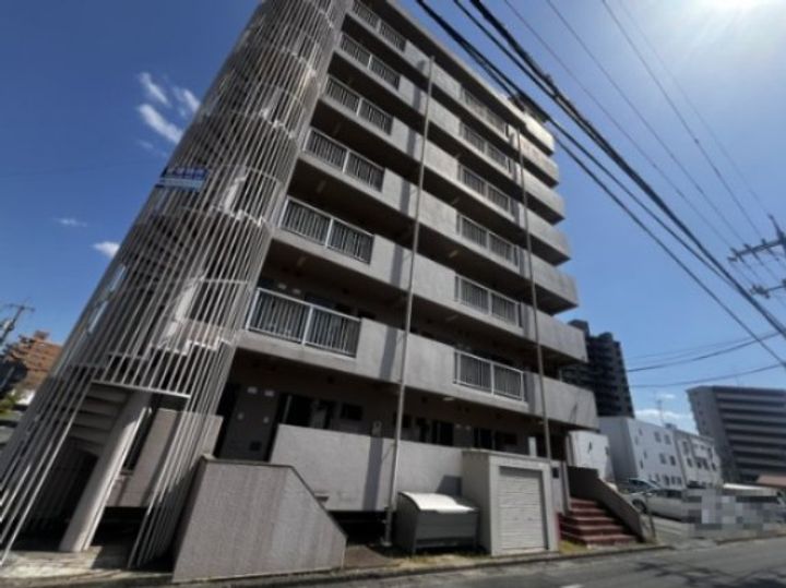 エストレーラ倉敷801の外観