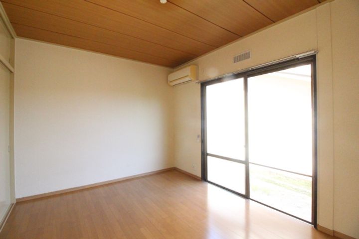 岡山県倉敷市連島町西之浦(アパート)の賃貸物件201の居間