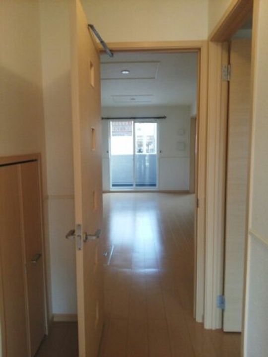 岡山県倉敷市北畝4丁目(アパート)の賃貸物件の玄関