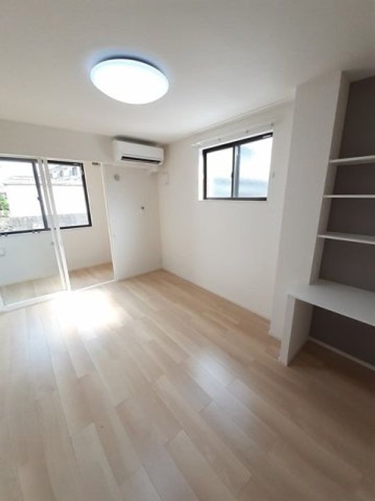 岡山県倉敷市中島(アパート)の賃貸物件の居間