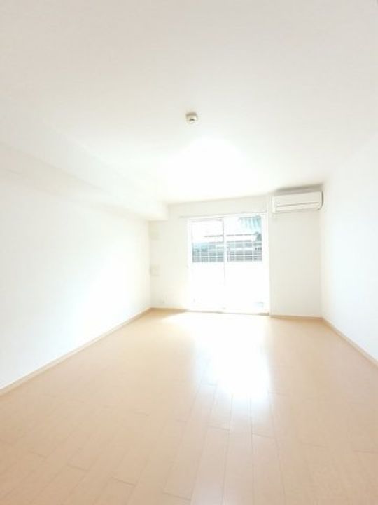 グラン・シャリオの居間