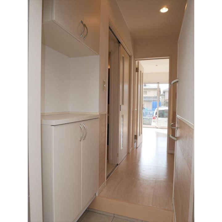 岡山県倉敷市酒津(テラスハウス)の賃貸物件の玄関