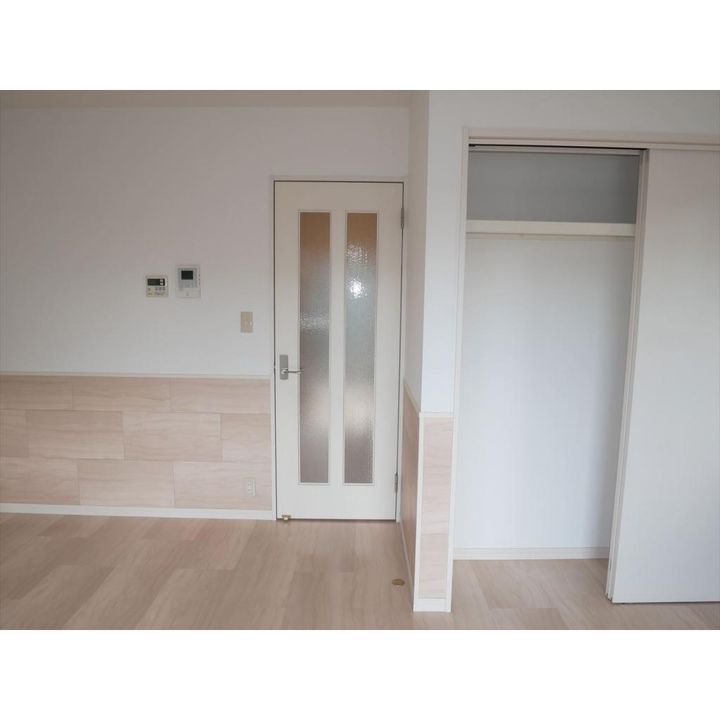 岡山県倉敷市酒津(テラスハウス)の賃貸物件の居間