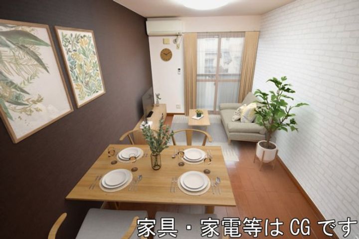 アーバンハイツ 28 A棟202の居間