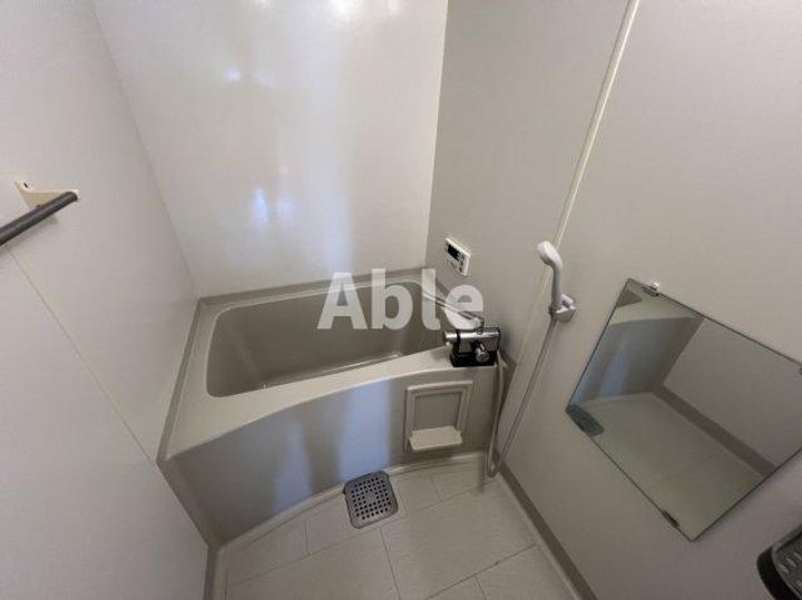 シュガー・コートの風呂