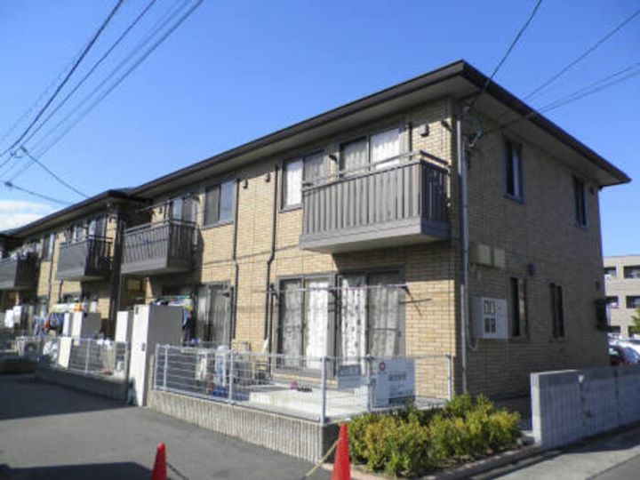 T’sスクエア C棟102の外観