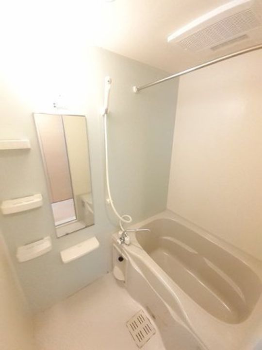 コヴァハイツCの風呂