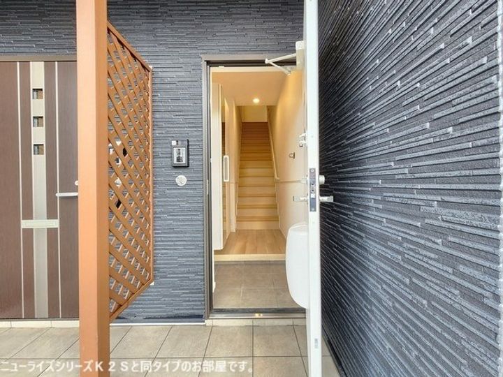 岡山県倉敷市連島町矢柄(アパート)の賃貸物件の玄関