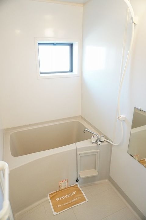 セジュール新市 A101の風呂