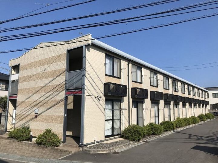 レオパレスステラ三條103の外観