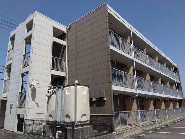 レオパレスシャルム瀬戸の外観