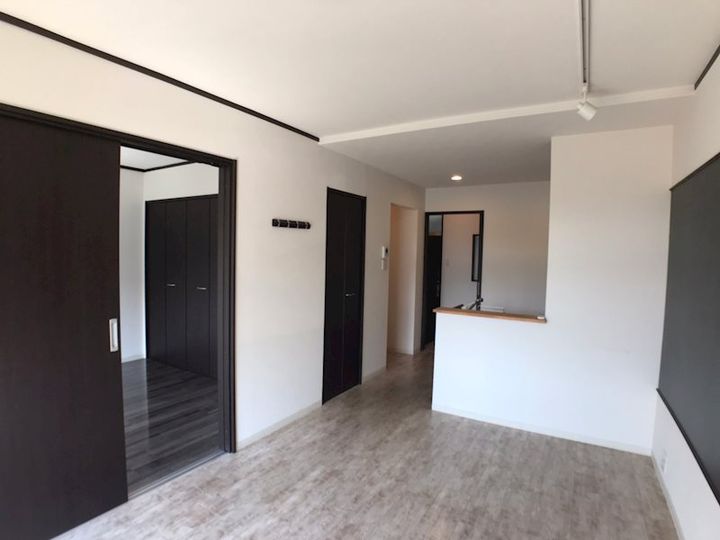 吉岡マンションD棟の居間