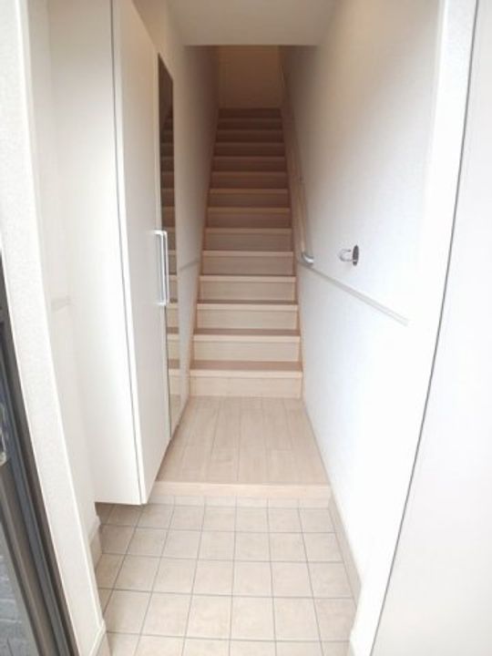 ウエストヴィレッジⅡの玄関