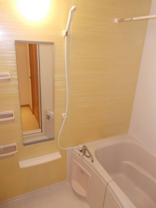 メゾン ボヌールの風呂