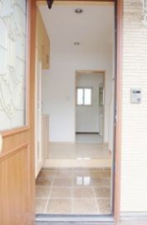岡山県倉敷市東塚5丁目(一戸建)の賃貸物件の玄関
