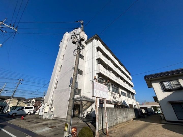 ソシエ府中305の外観