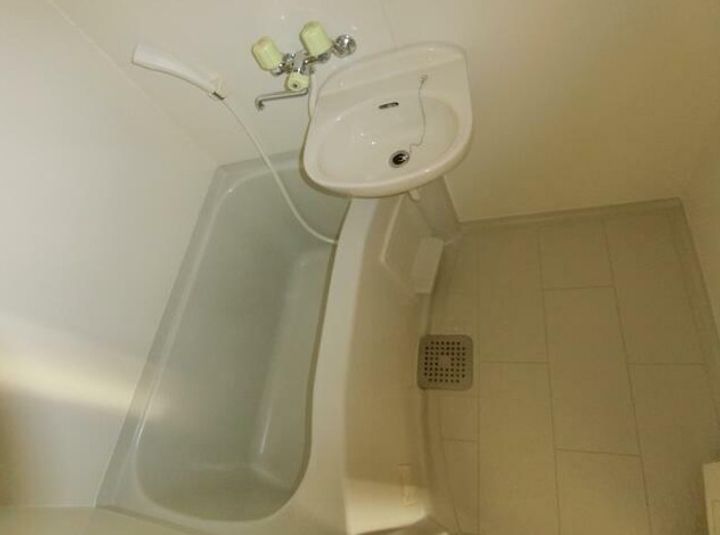 タートルハイツ202の風呂