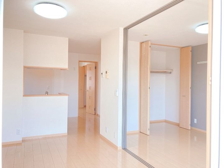 ブィラ ハッピネス A棟の居間