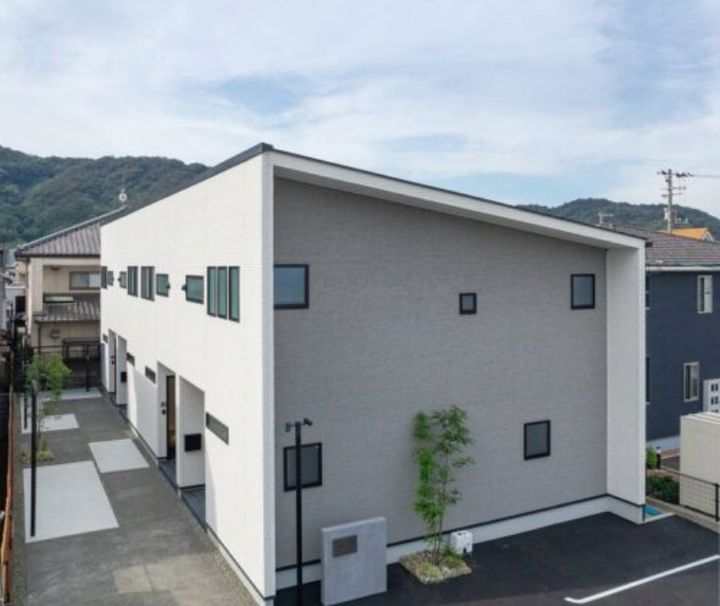 グランメゾンクレスト千代田の外観