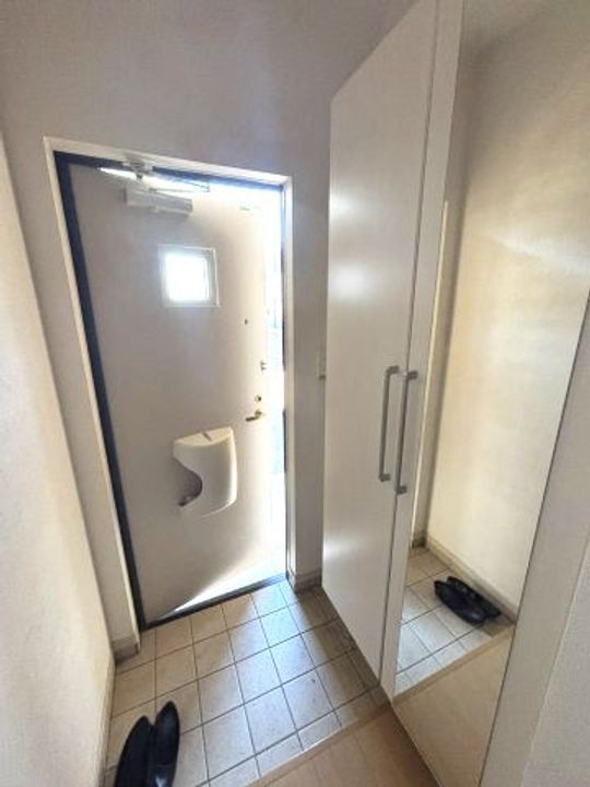 ディリジェントⅡBの玄関