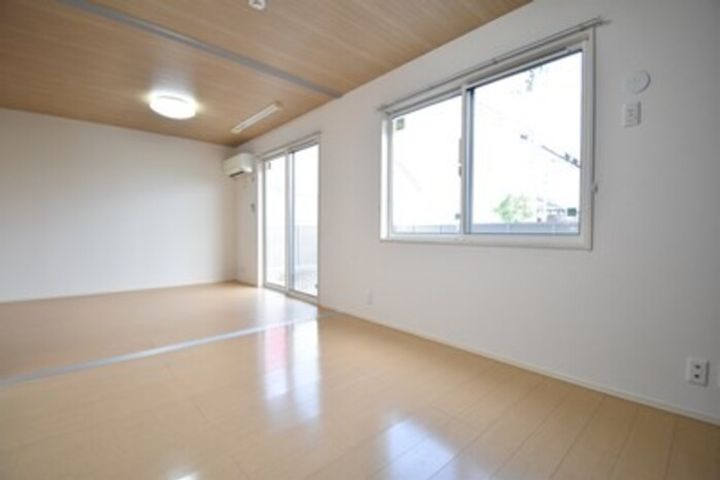 セジュール田村西 B棟の居間