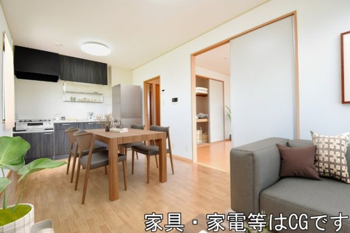 ハイツ田園 Ⅱ A棟102の居間
