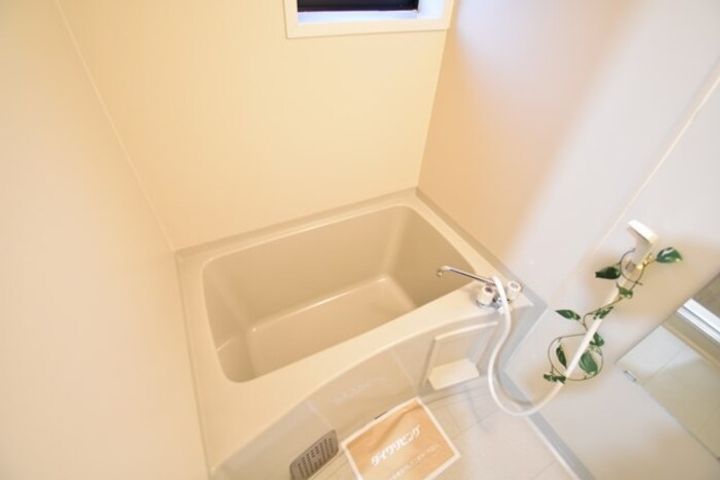 ハイツ田園 Ⅱ A棟102の風呂