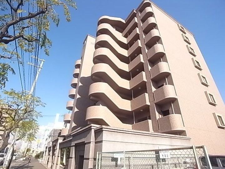 アルファステイツ沖野上202の外観