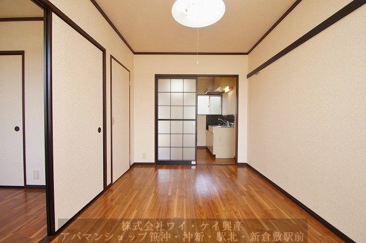 岡山県浅口郡里庄町大字新庄(アパート)の賃貸物件105の居間