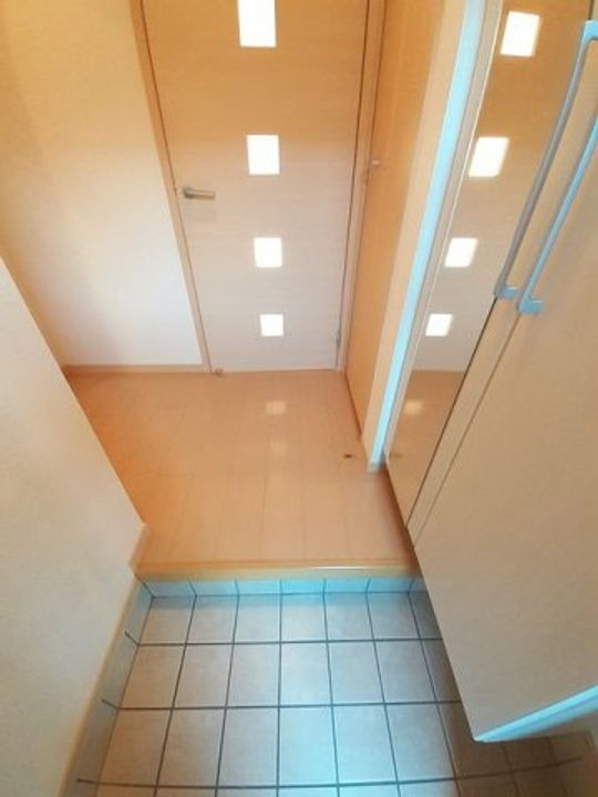 ハウス アイBの玄関