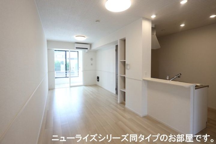 太田下町アパートの居間