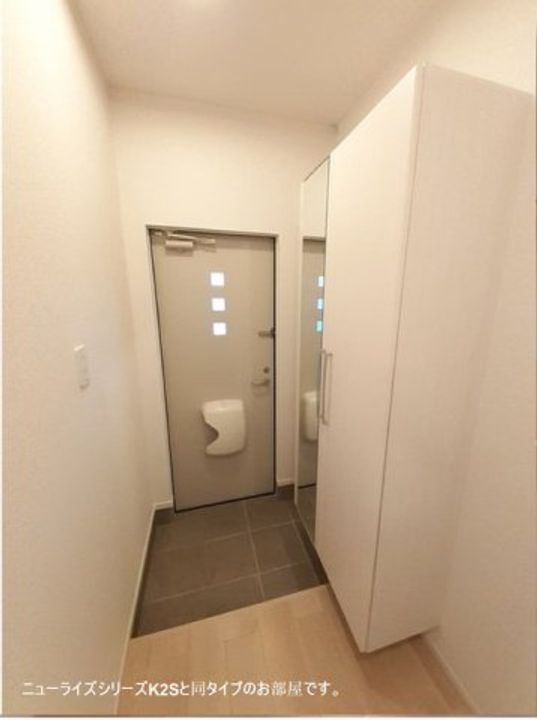 太田下町アパートの玄関