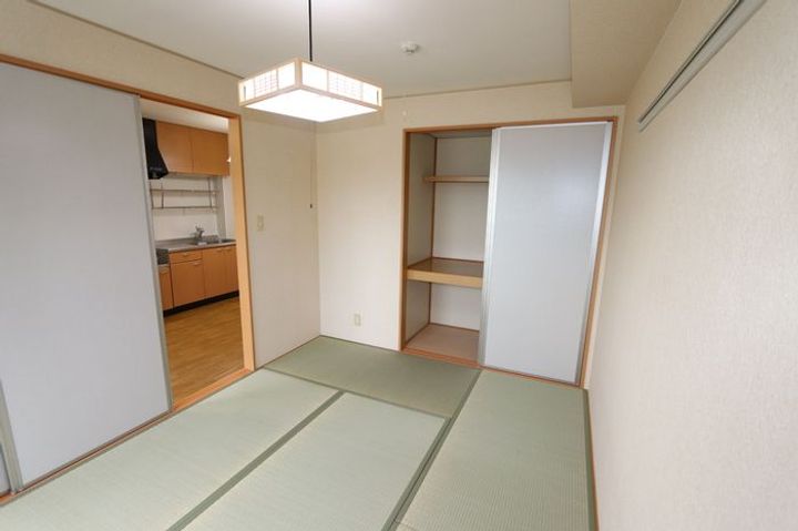 カメリアハイツ B棟203の内装