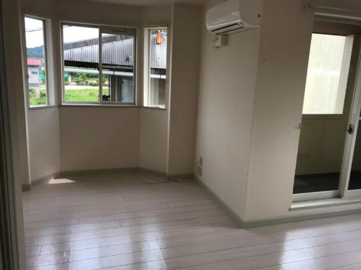 岡山県浅口市金光町占見新田(アパート)の賃貸物件の居間