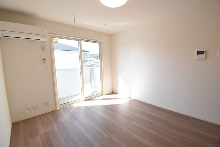 リーブルⅡ B棟202の居間