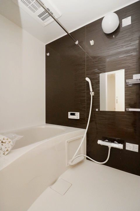 岡山県浅口市鴨方町六条院中(アパート)の賃貸物件の風呂