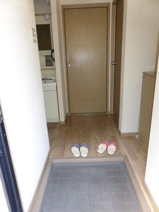 サンライフ野々浜CC103号室の玄関