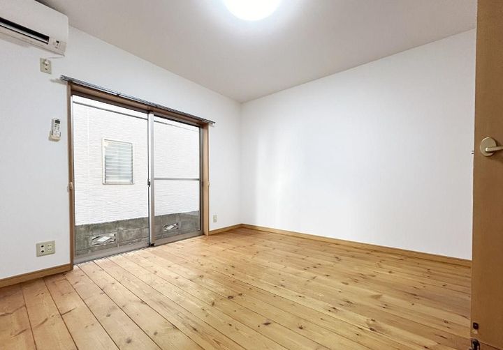 ウッディハウス林町202の内装