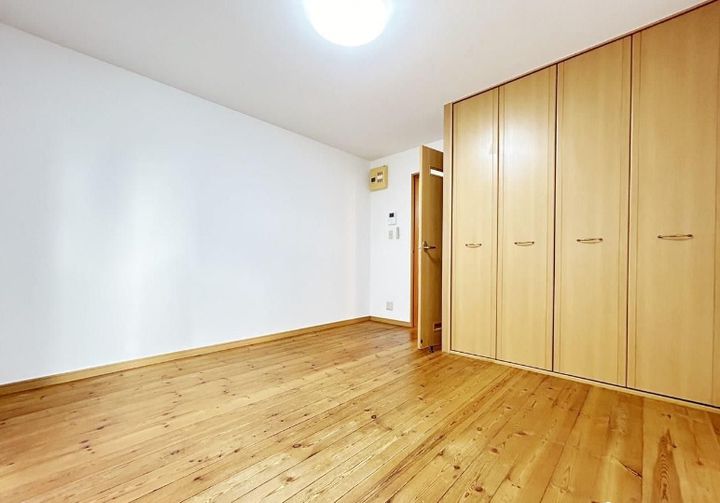 ウッディハウス林町202の居間