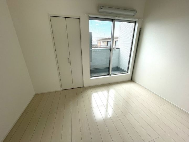 カーサフォルテ辻町101の内装