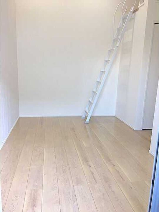 ブルームヒル花塚105の内装