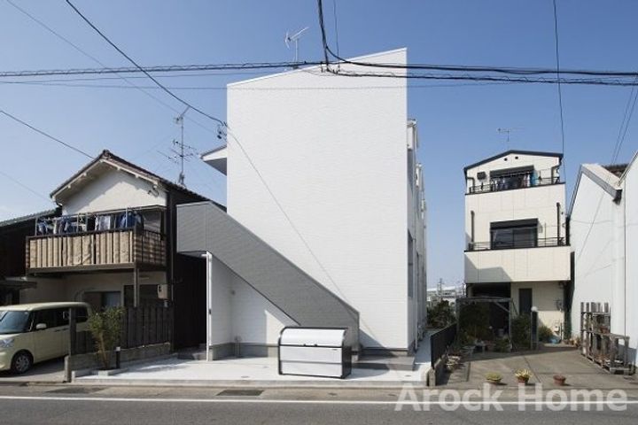 ルミエール黄金205の外観