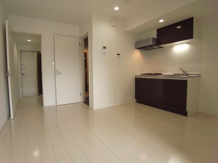 FreeHand 八田103の居間