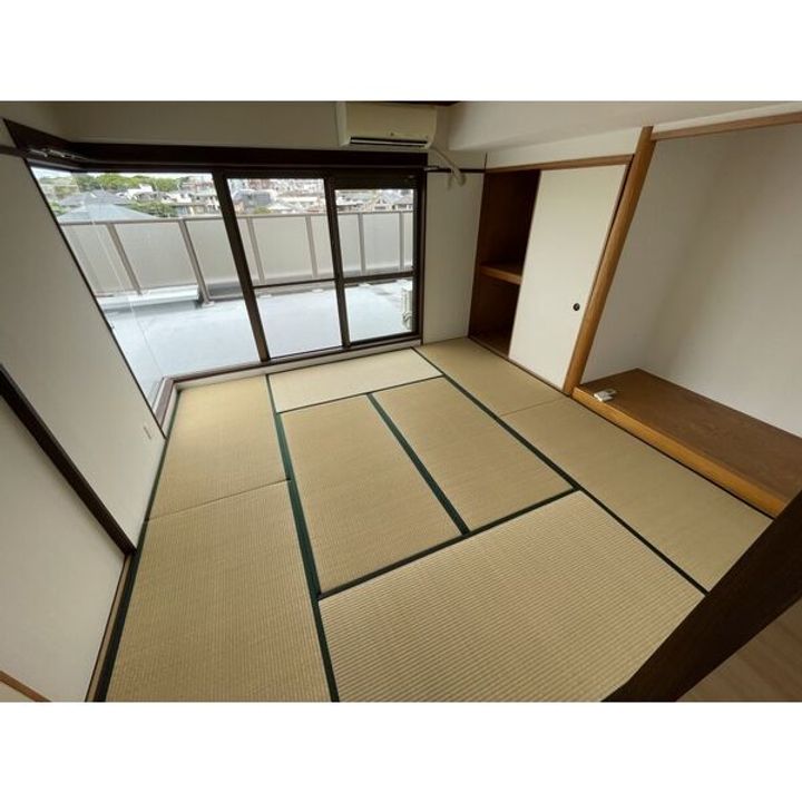 シャトレ御棚の内装