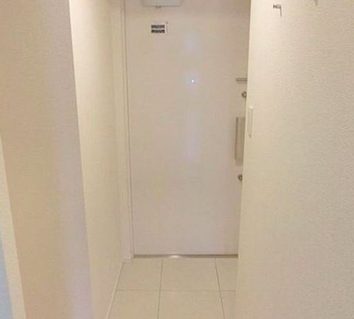 東京都渋谷区笹塚2丁目(マンション)の賃貸物件の玄関