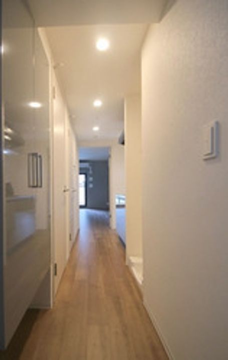 ファーストフィオーレ九条Ⅱ403の玄関